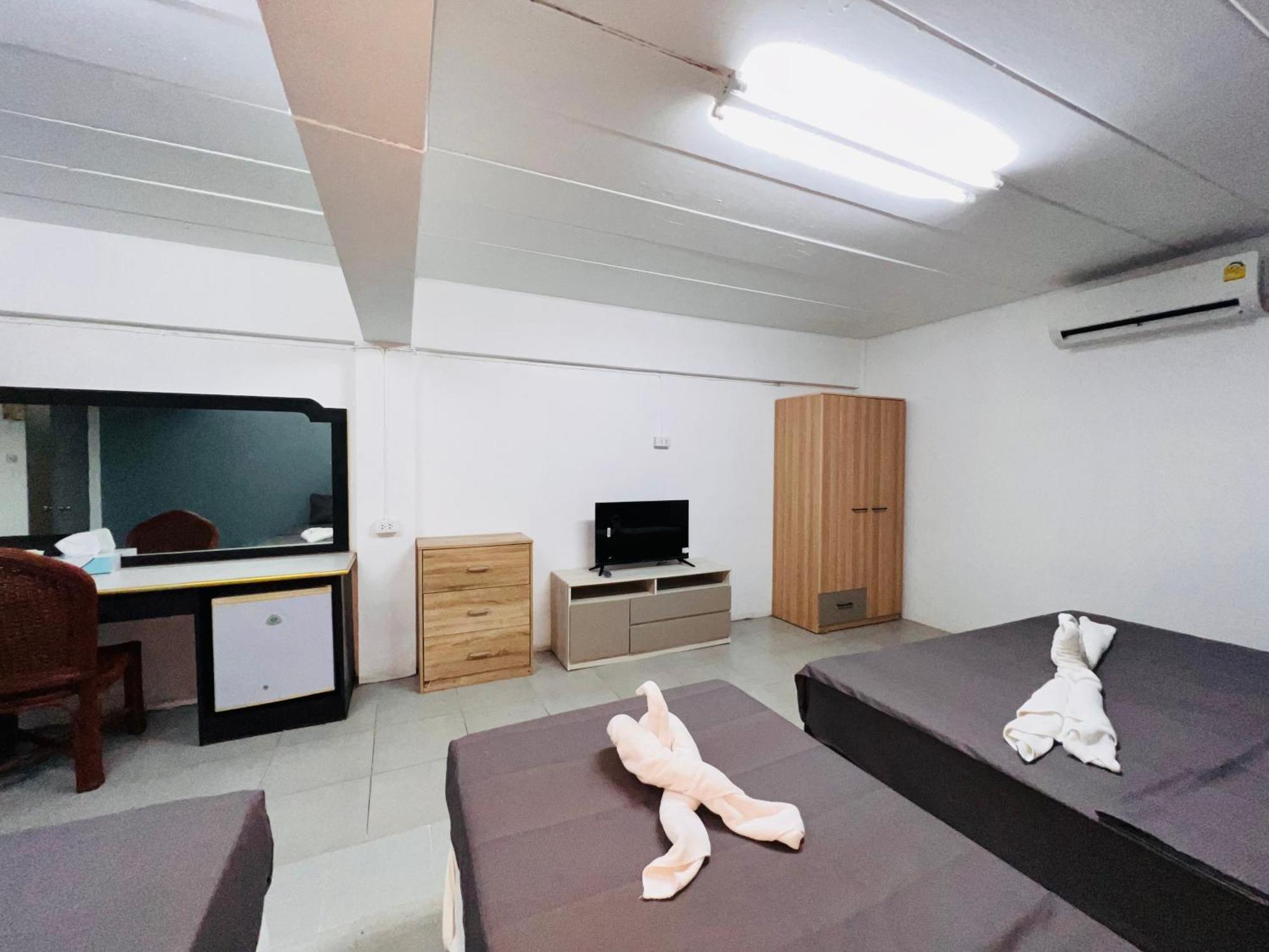 Patong Adventure Hostel Zewnętrze zdjęcie