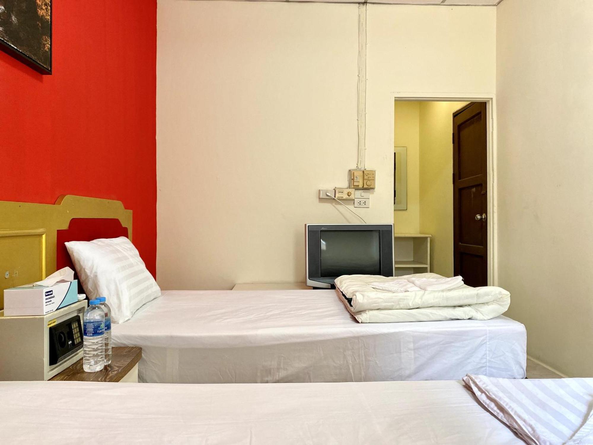 Patong Adventure Hostel Zewnętrze zdjęcie